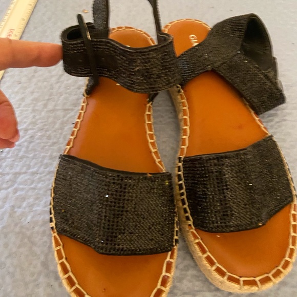 Gianni Bini Black Sandals - Picture 1 of 10
